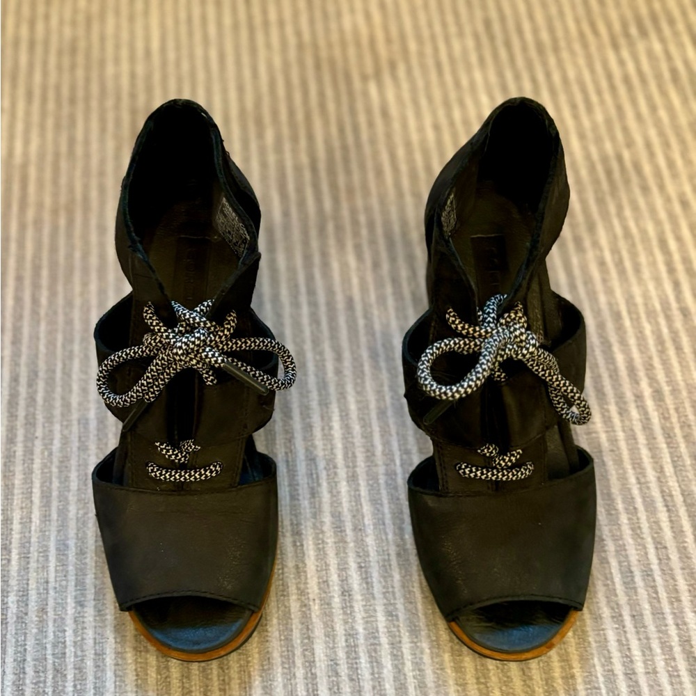 SOREL wedge sandals!